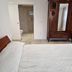 Casa Nikana