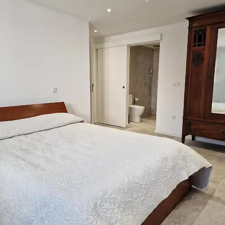 Vila Casa Nikana Turcifal