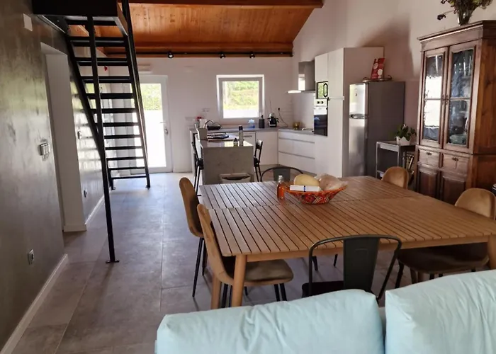 Villa Casa Nikana Turcifal